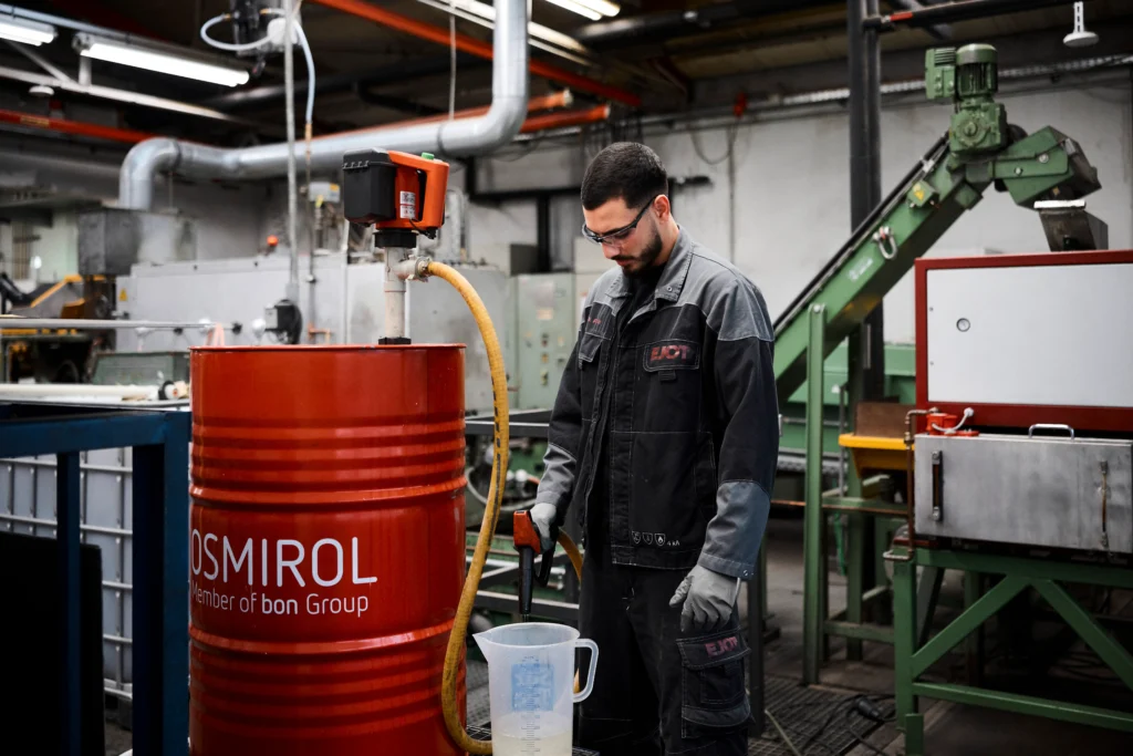 FBM 4100 in industrial setting