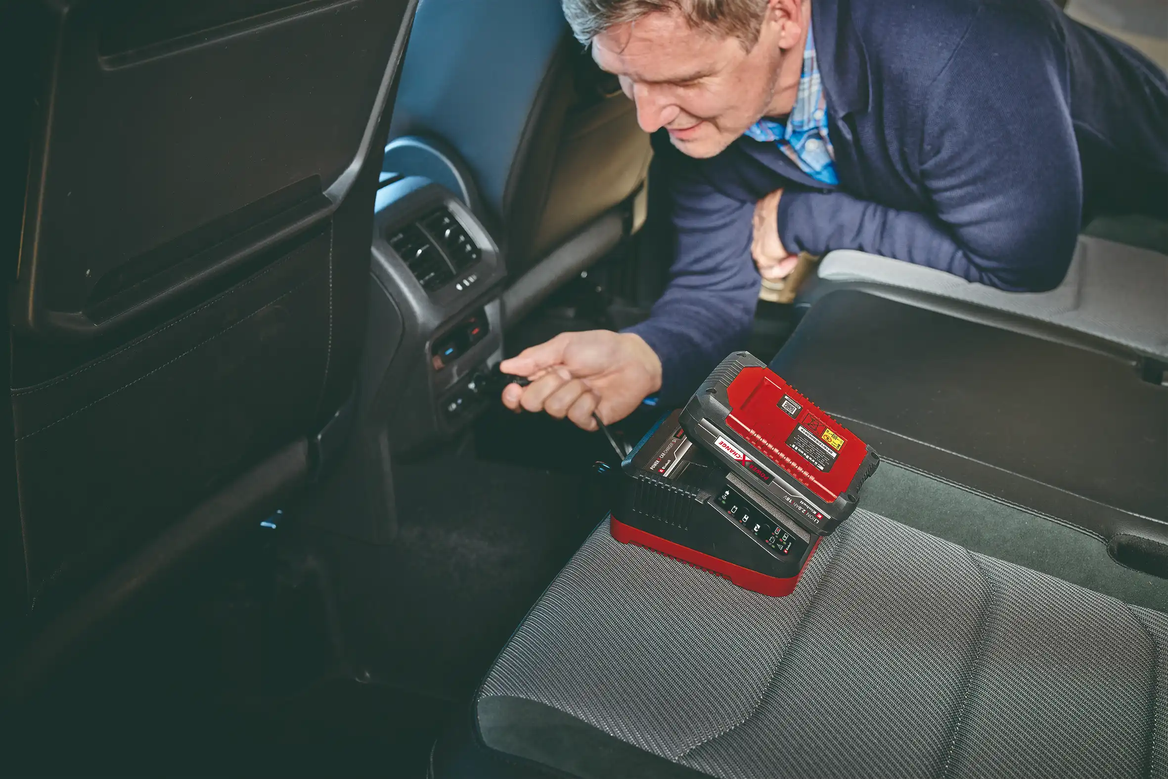 Einhell car charger