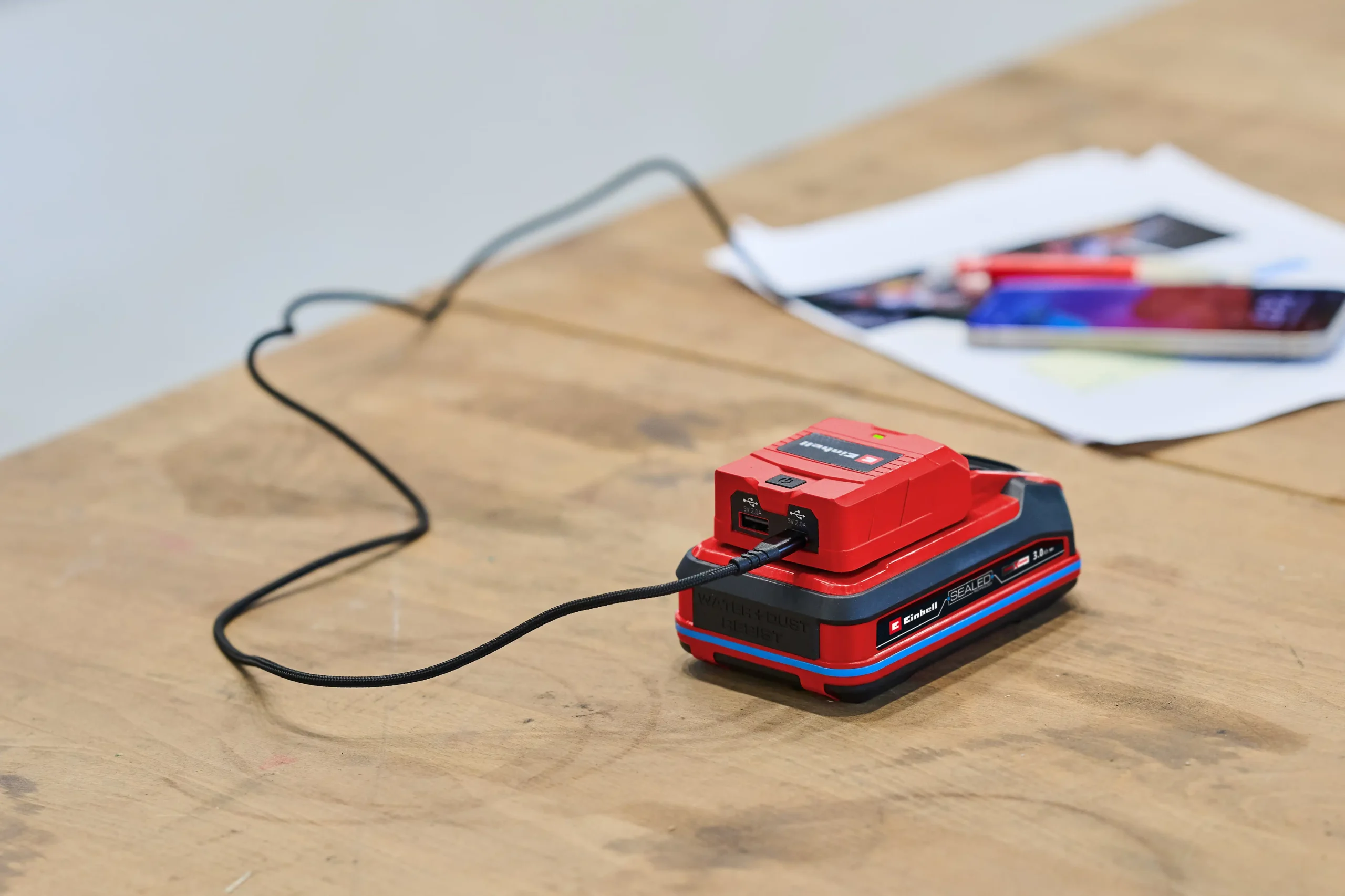 Einhell USB charger